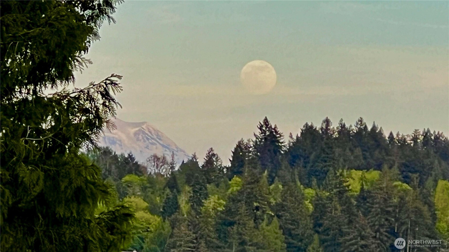 3236 Gravelly Beach Loop NW