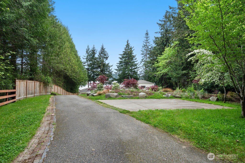3236 Gravelly Beach Loop NW