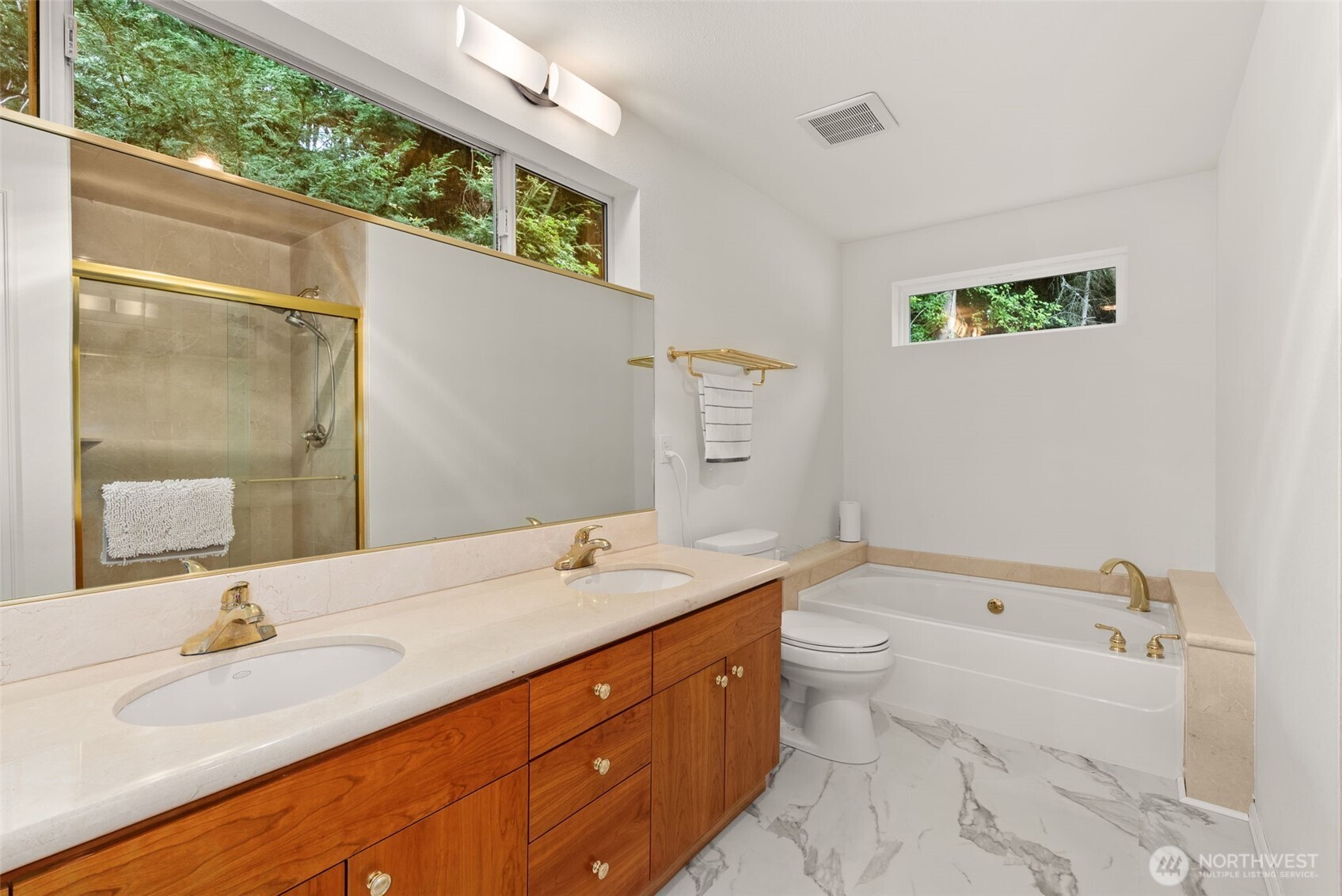 3236 Gravelly Beach Loop NW