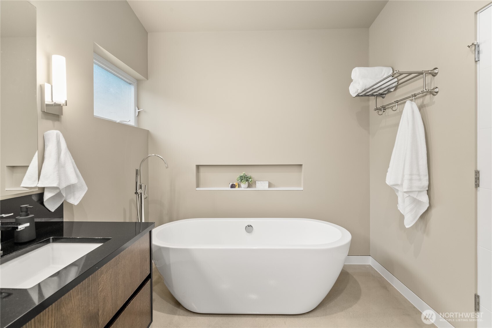 8412 Goodman Drive NW