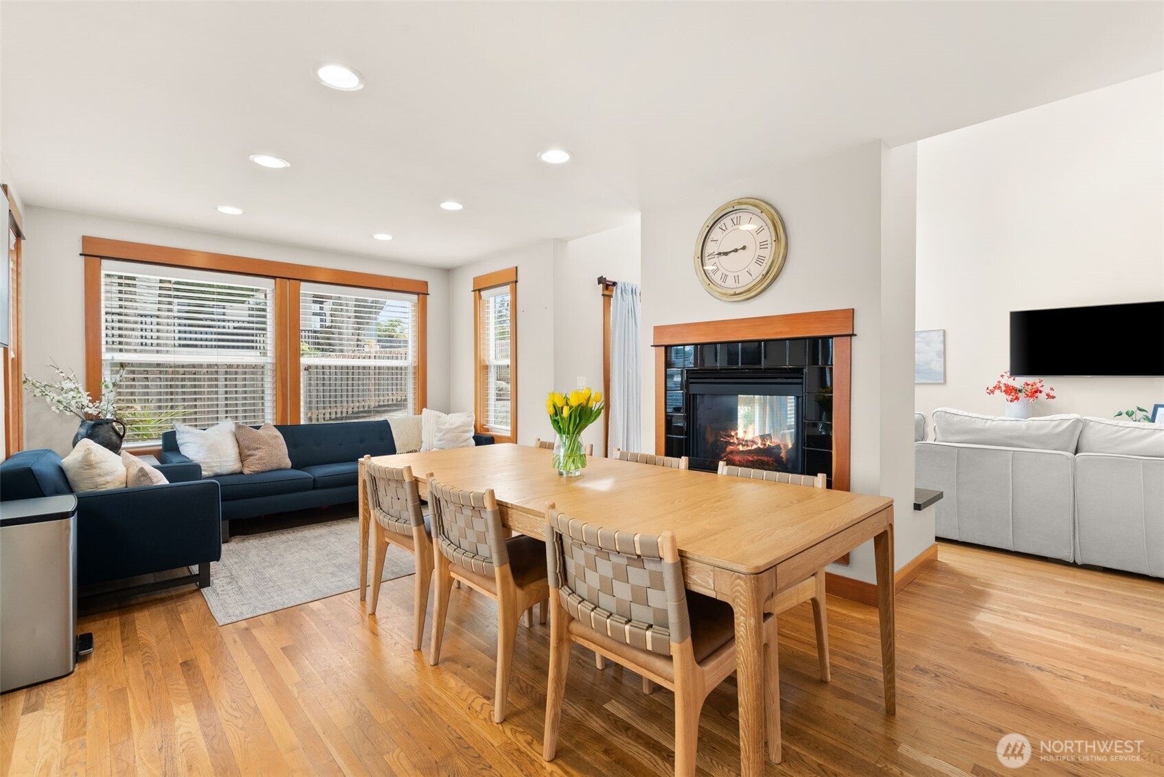 3157 Grandview Drive W