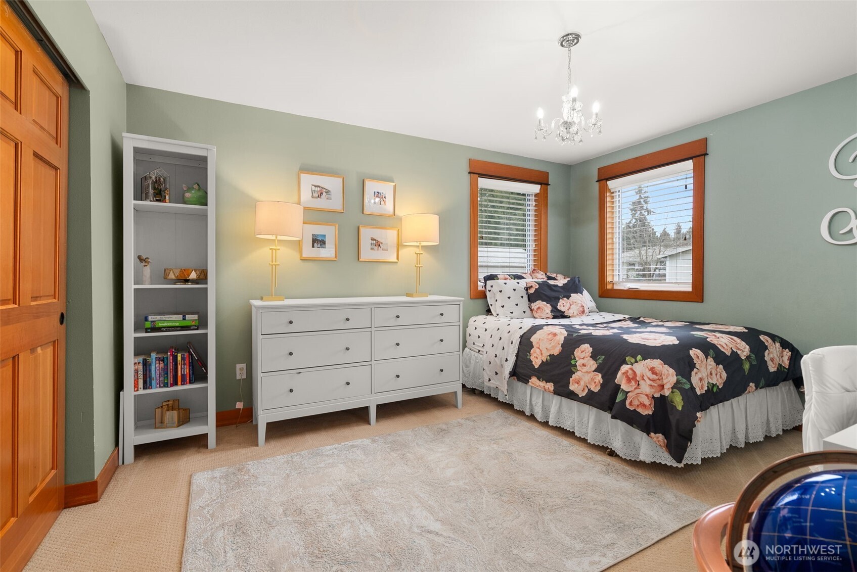 3157 Grandview Drive W