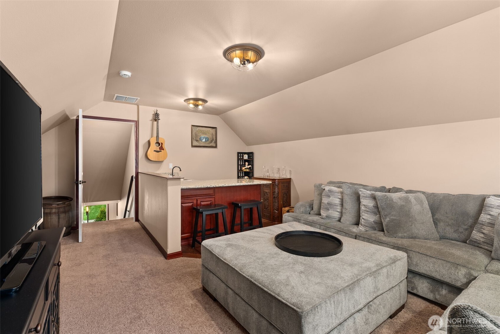 9220 Fox Ridge Lane SE