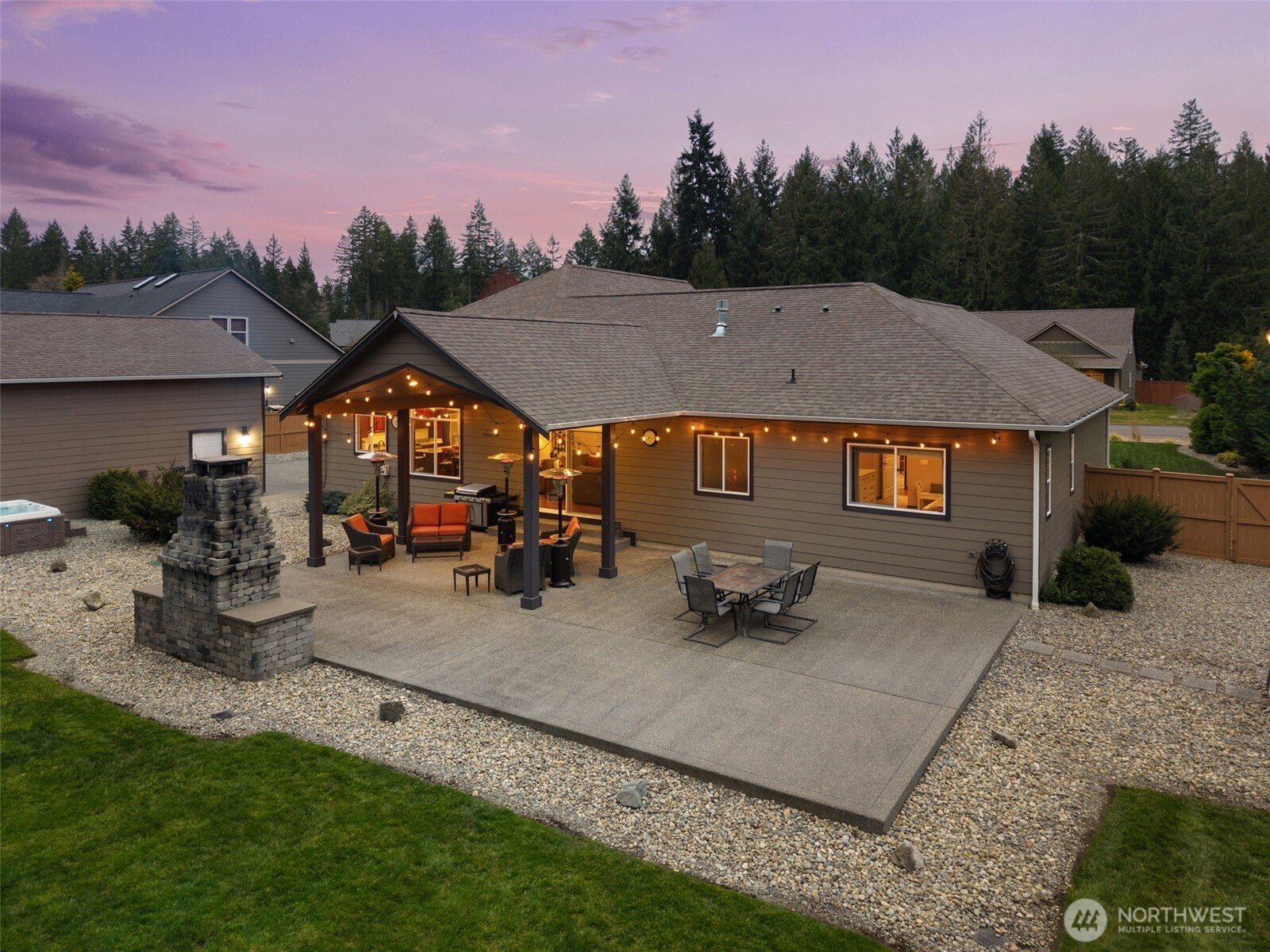 9220 Fox Ridge Lane SE