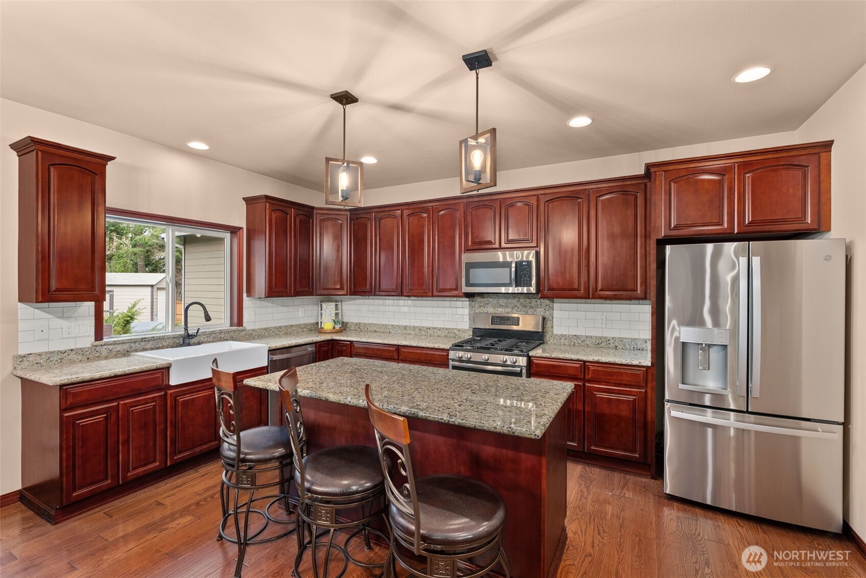 9220 Fox Ridge Lane SE