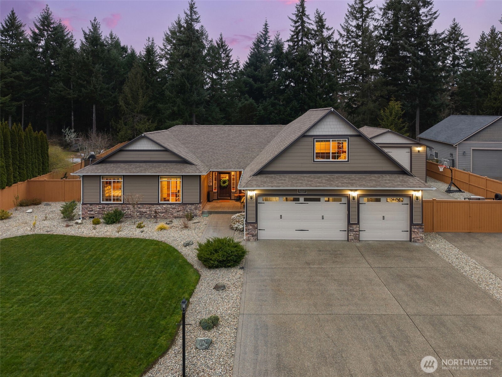 9220 Fox Ridge Lane SE