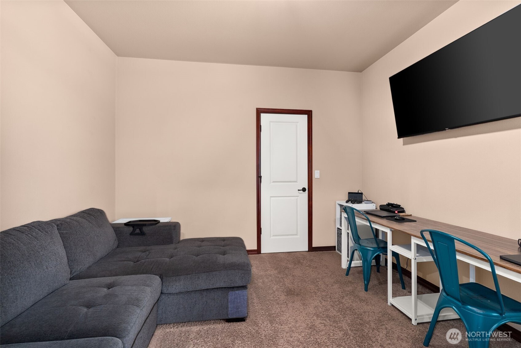 9220 Fox Ridge Lane SE