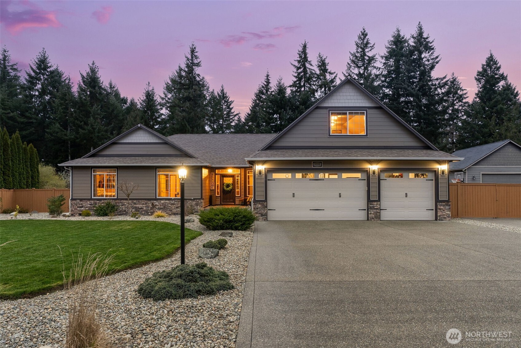 9220 Fox Ridge Lane SE