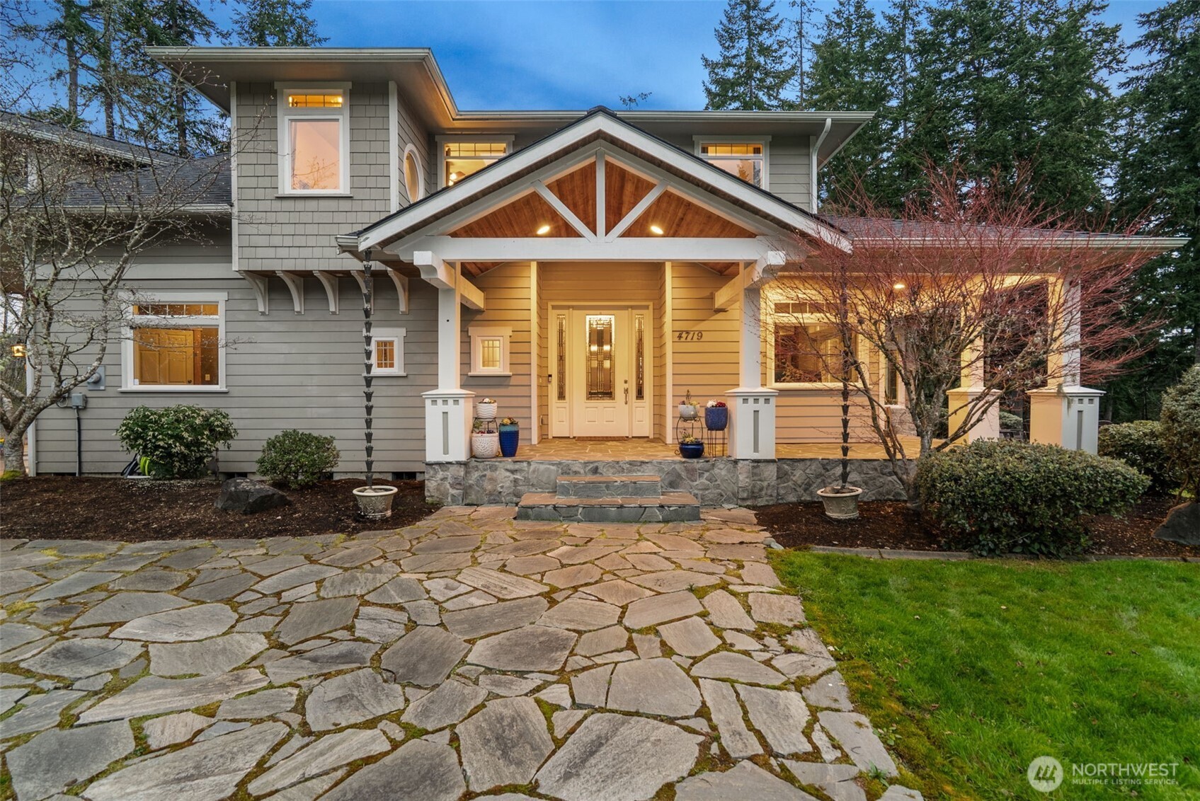 4719 Sunset Point Lane NW