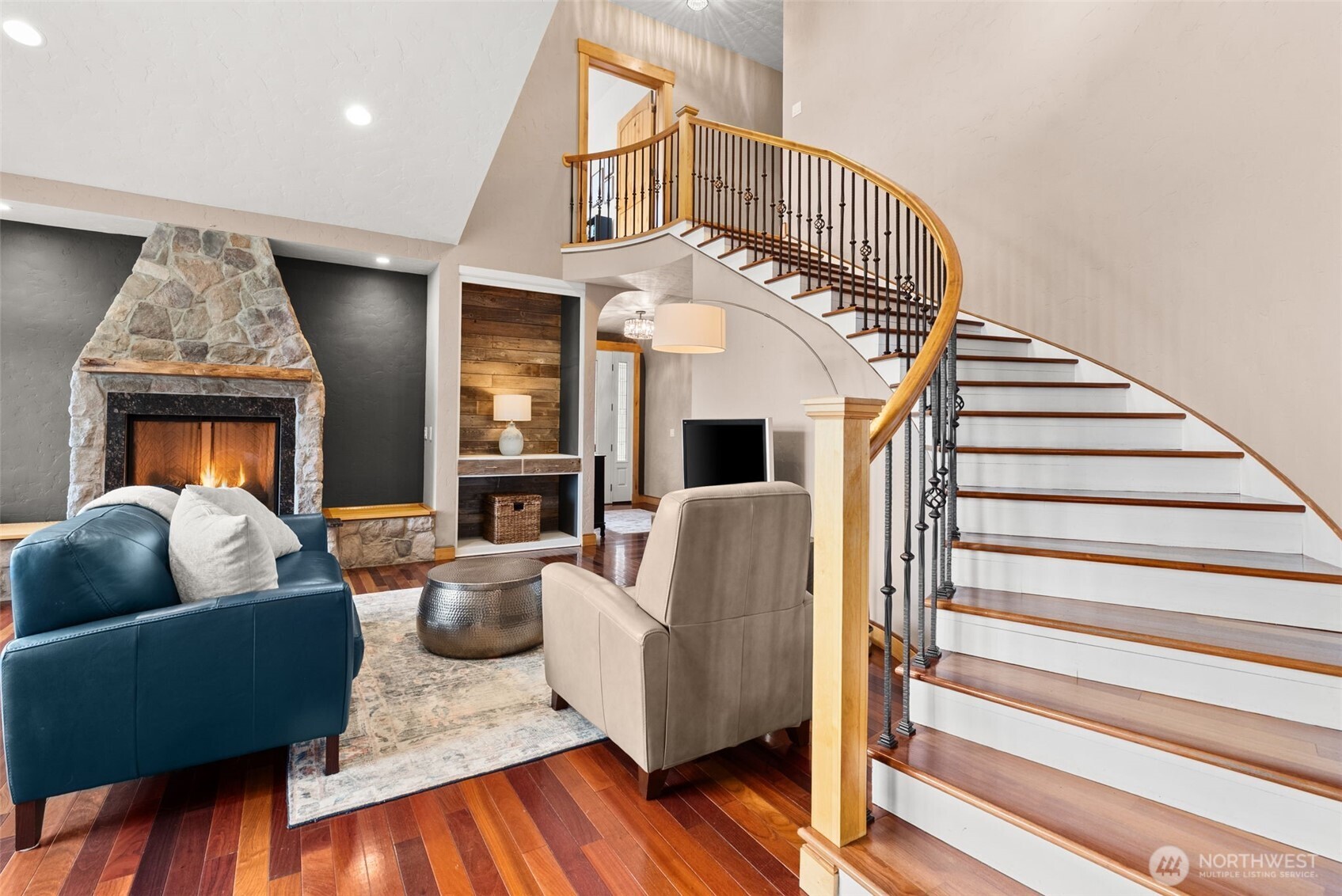 4719 Sunset Point Lane NW