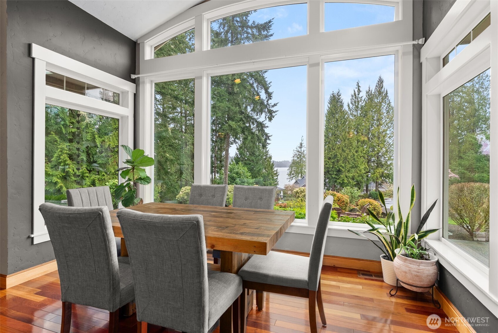 4719 Sunset Point Lane NW