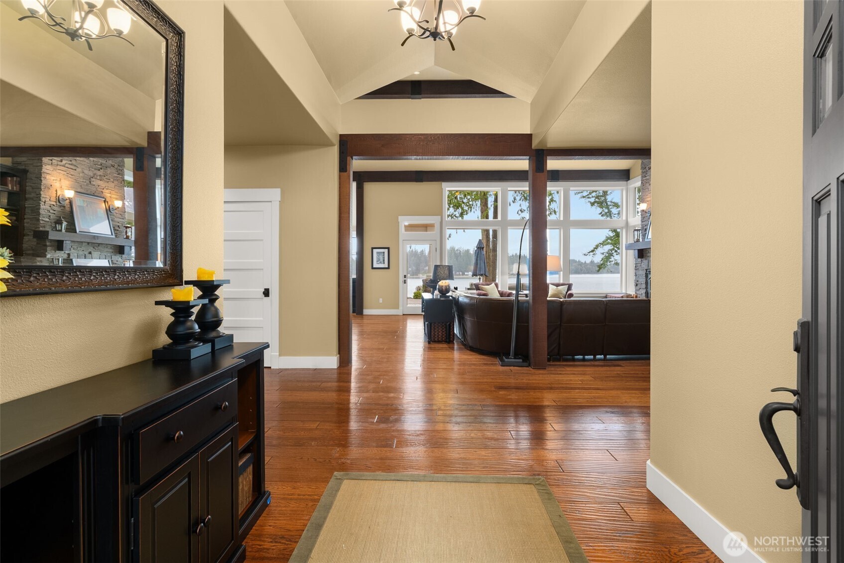 4827 Bayshore Lane NW