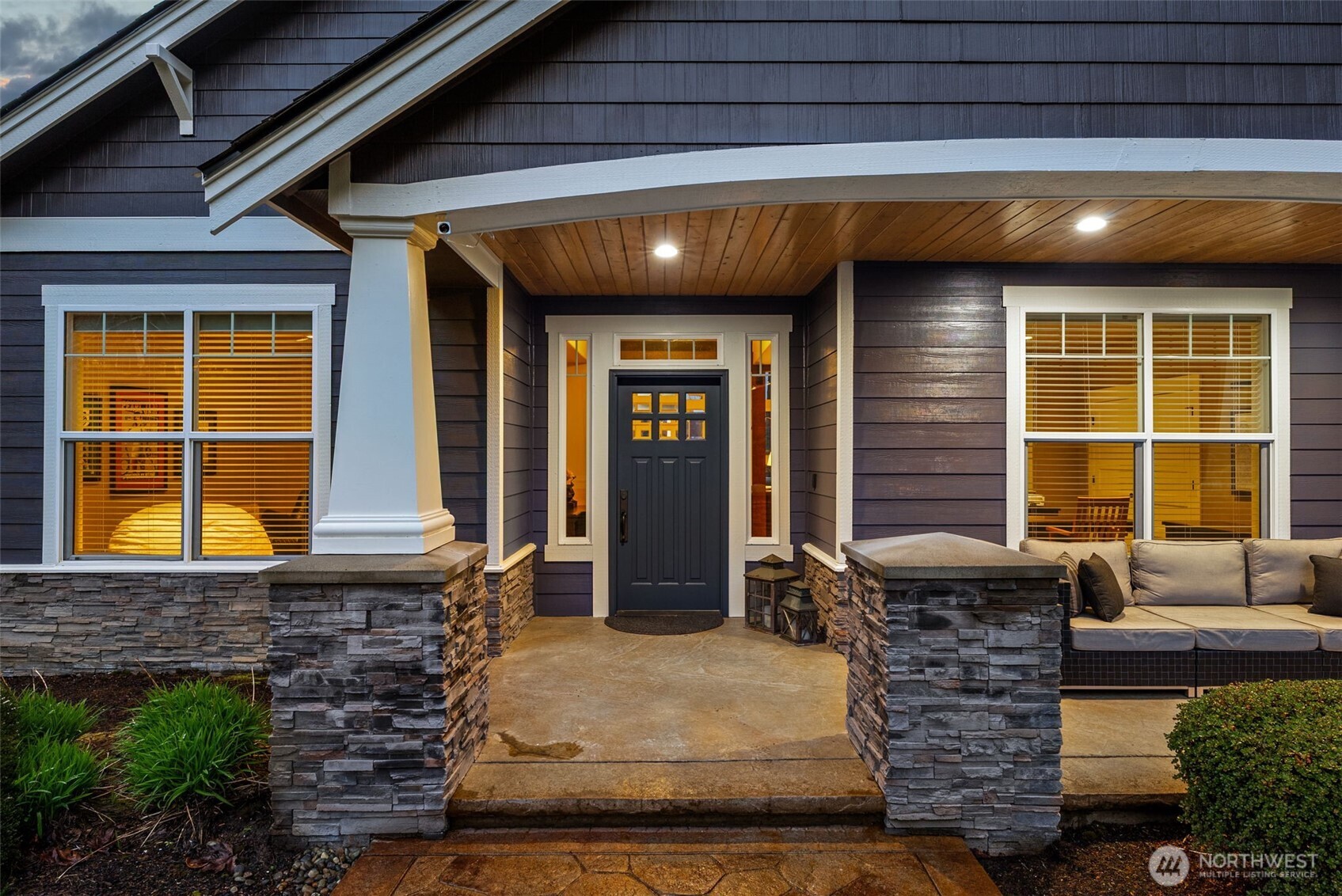 4827 Bayshore Lane NW