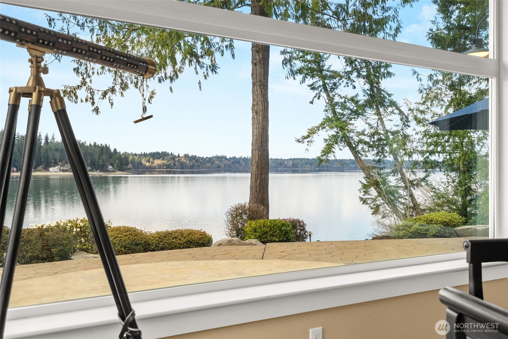 4827 Bayshore Lane NW