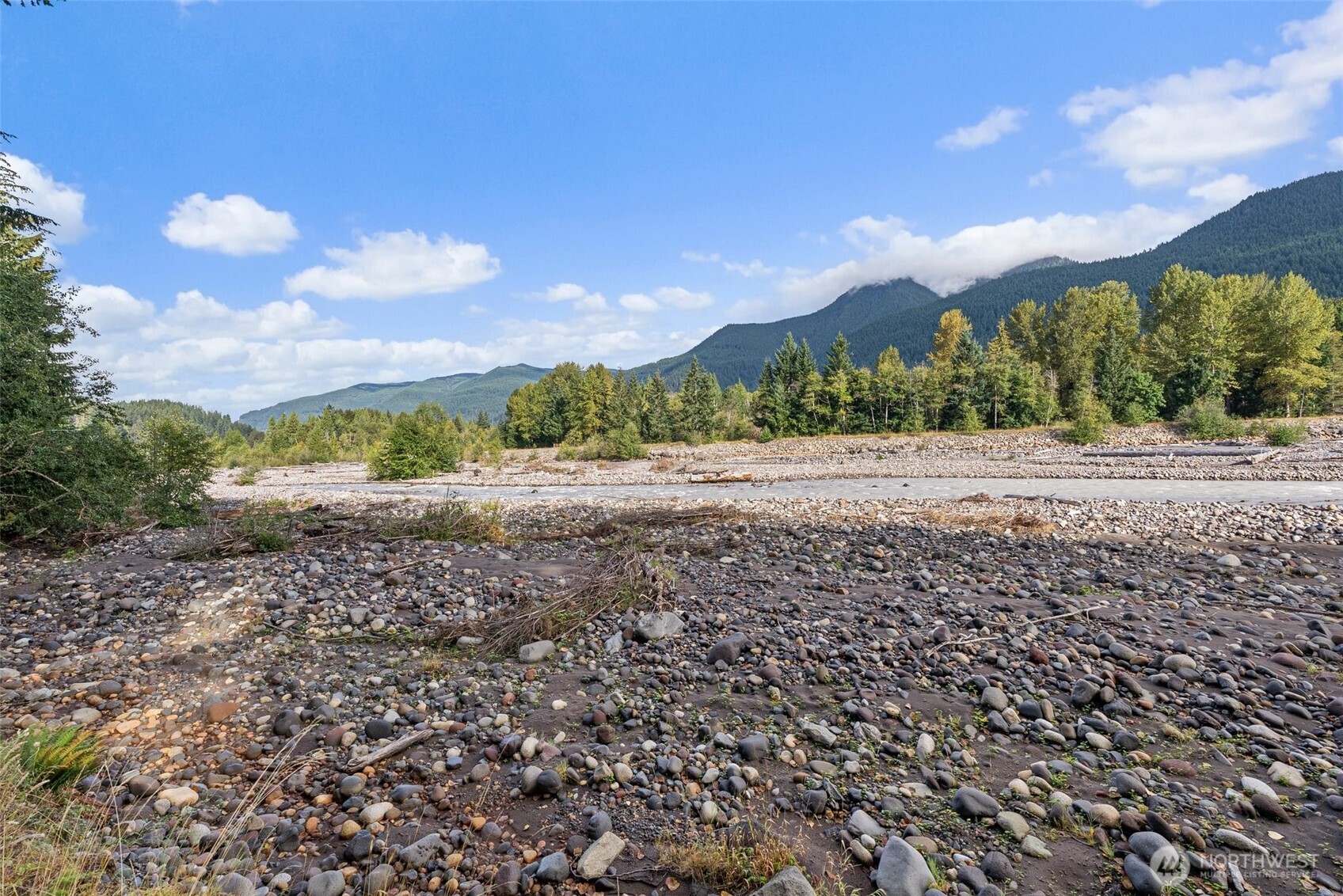 1 Skate Creek Road N