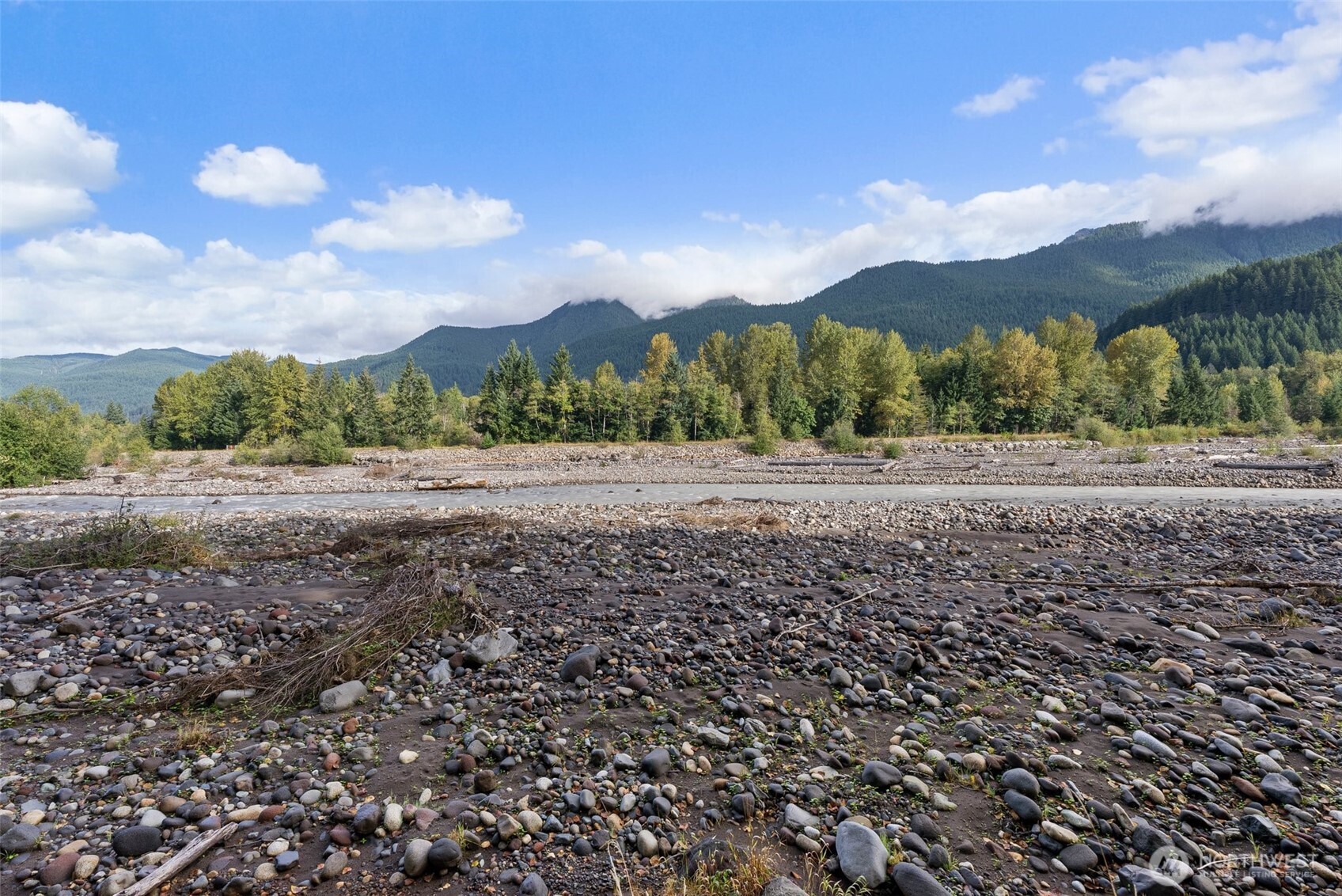 1 Skate Creek Road N
