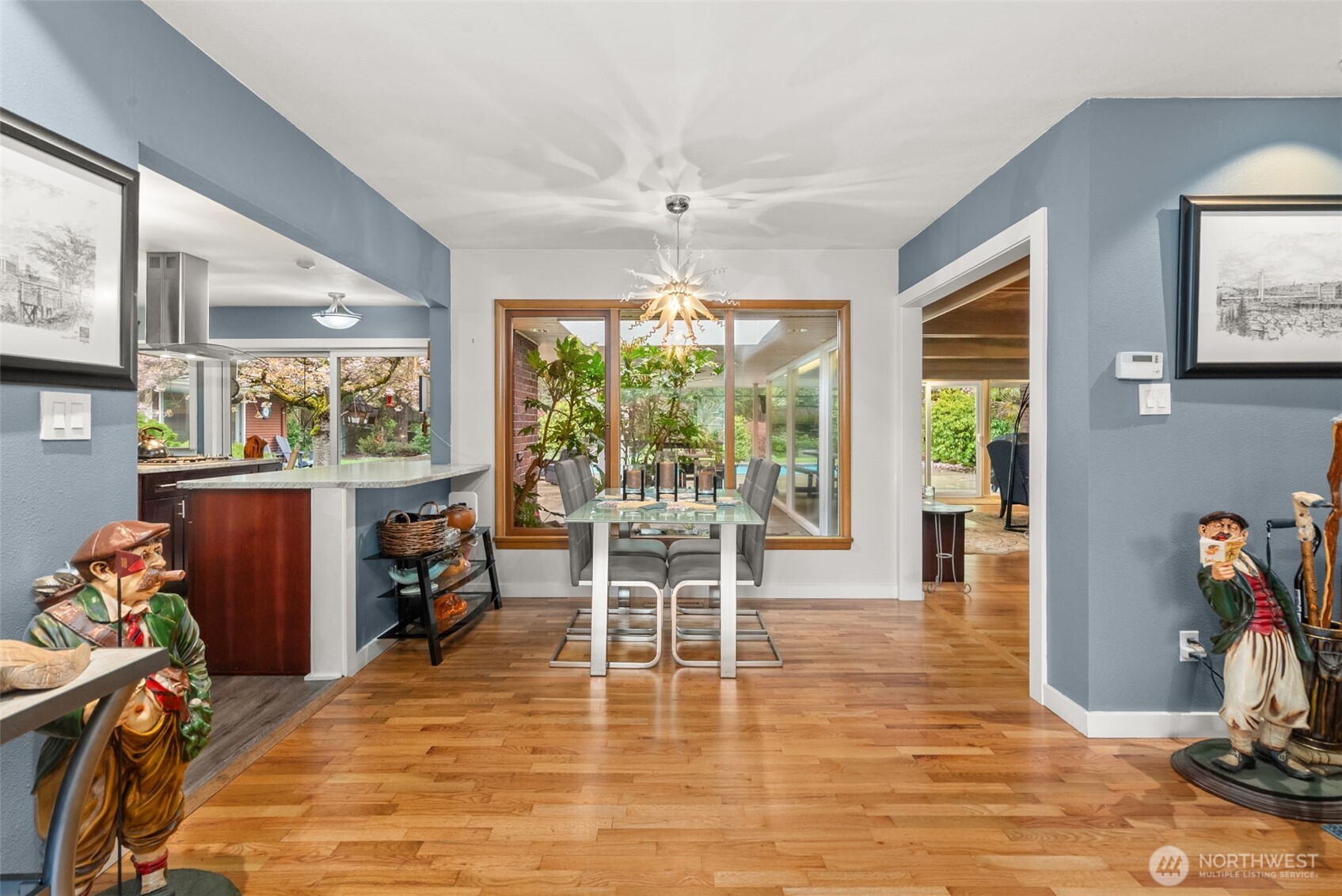 12 Forest Glen Lane SW
