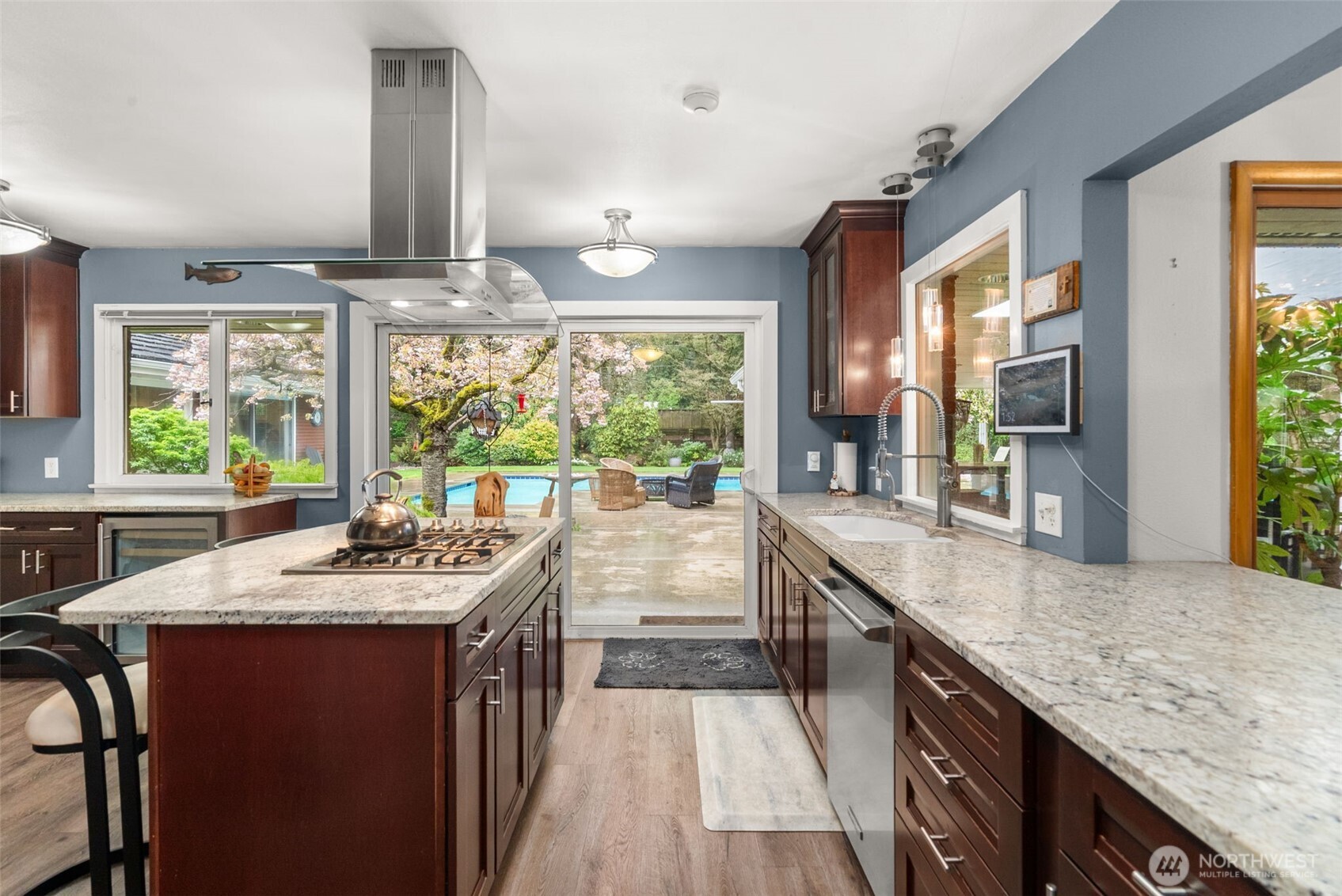 12 Forest Glen Lane SW