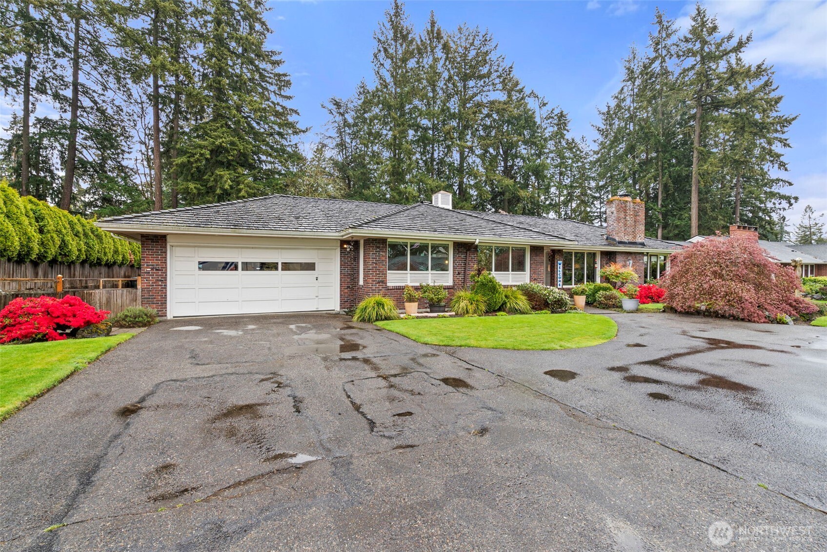12 Forest Glen Lane SW