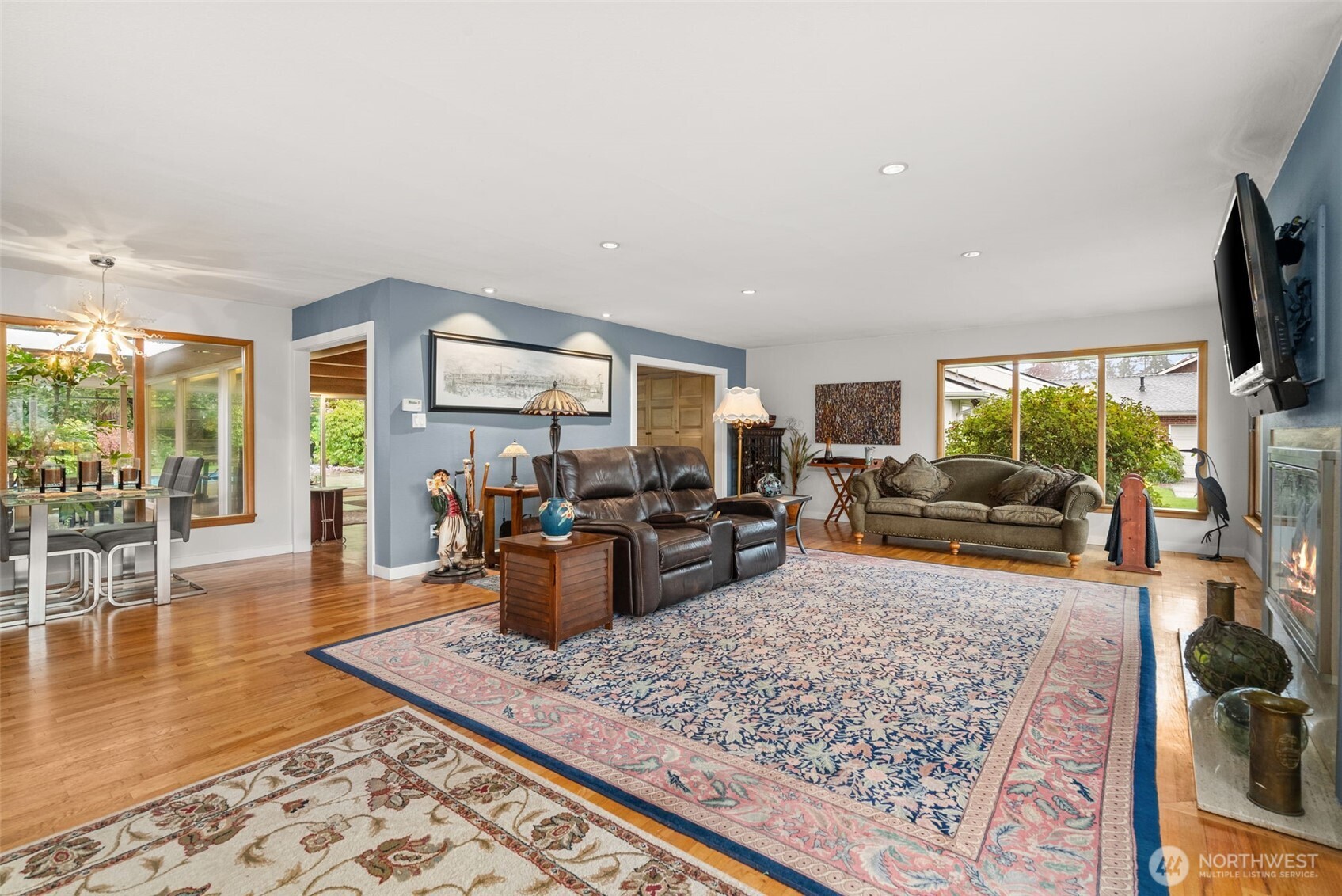 12 Forest Glen Lane SW