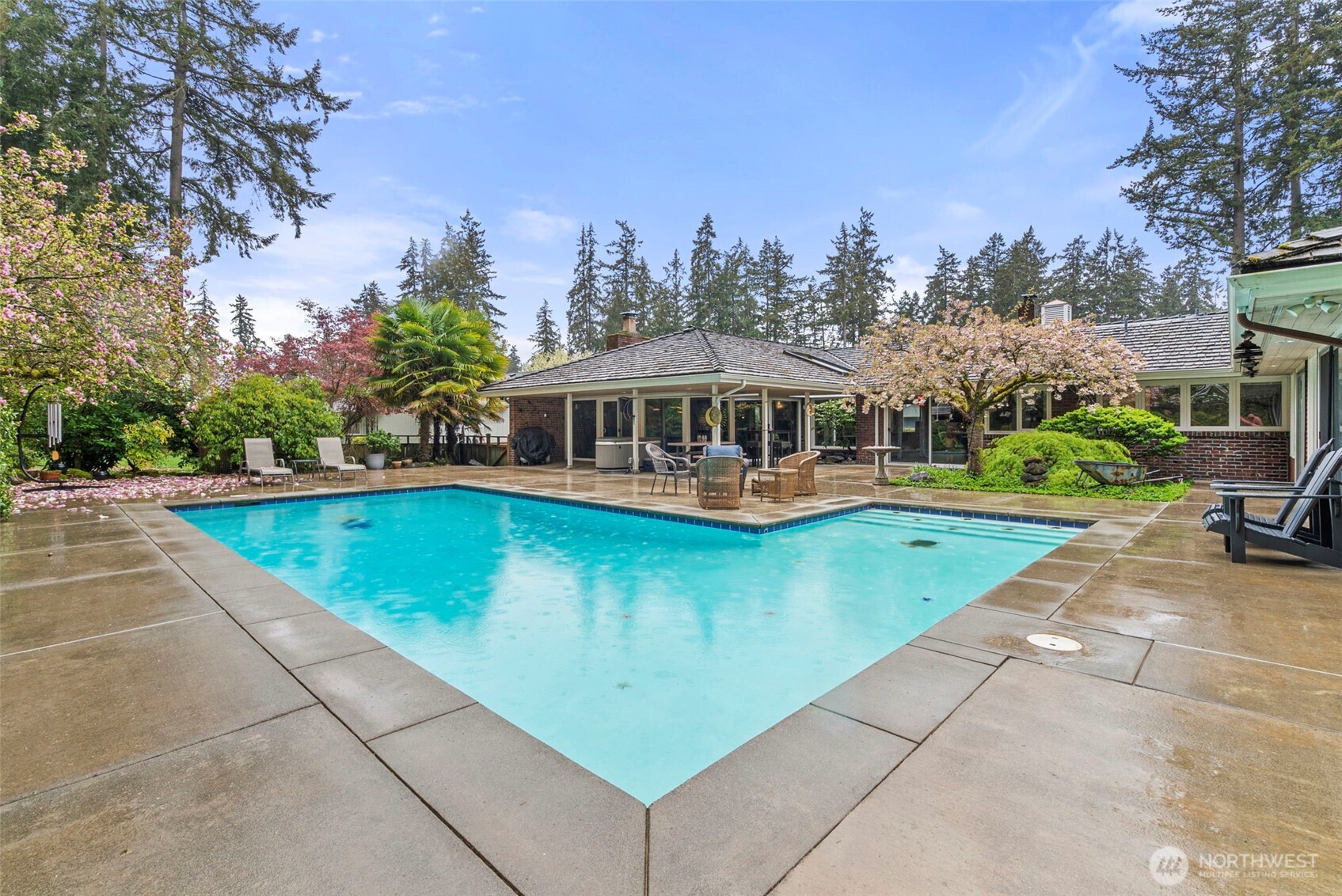 12 Forest Glen Lane SW