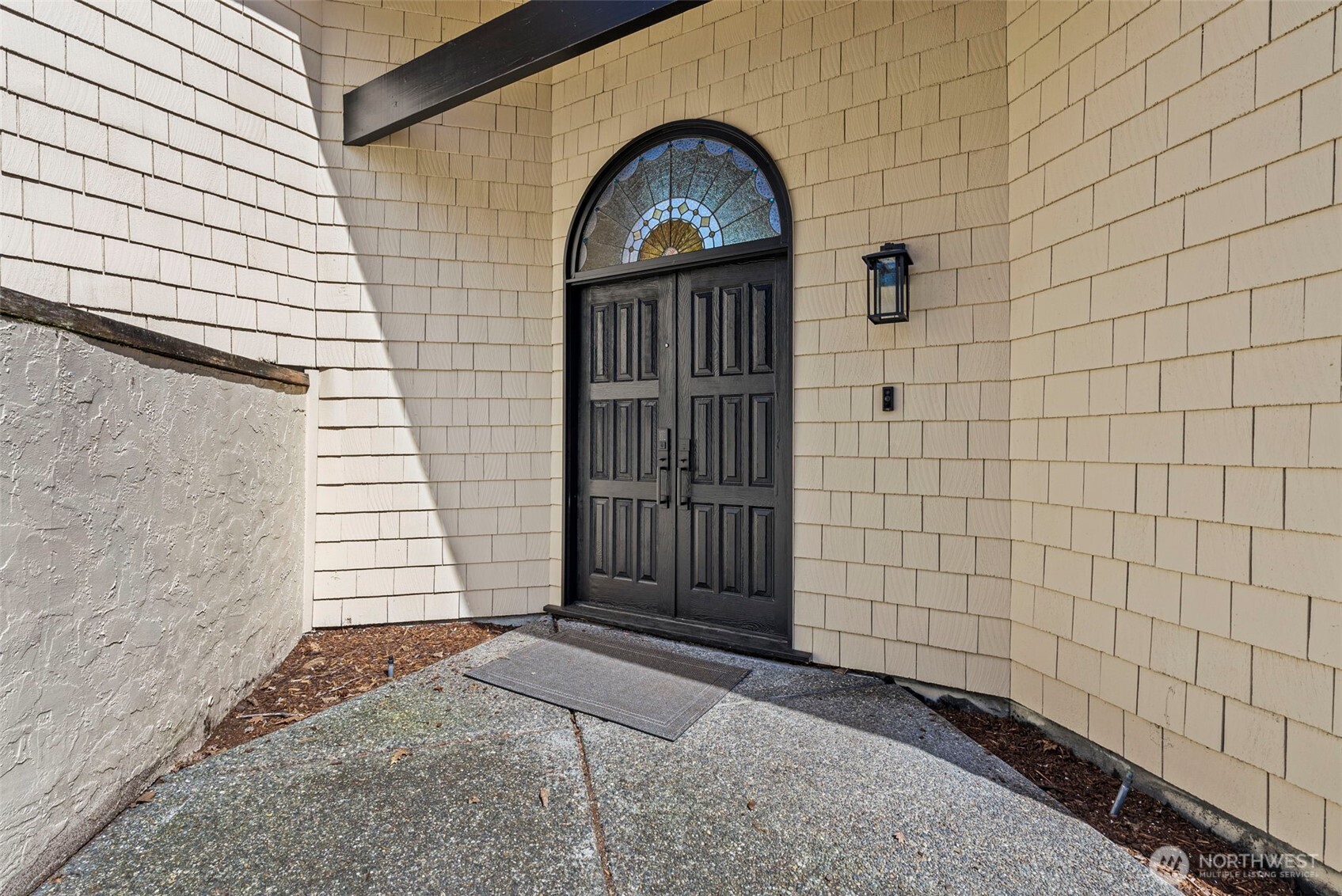 10901 Greendale Drive SW