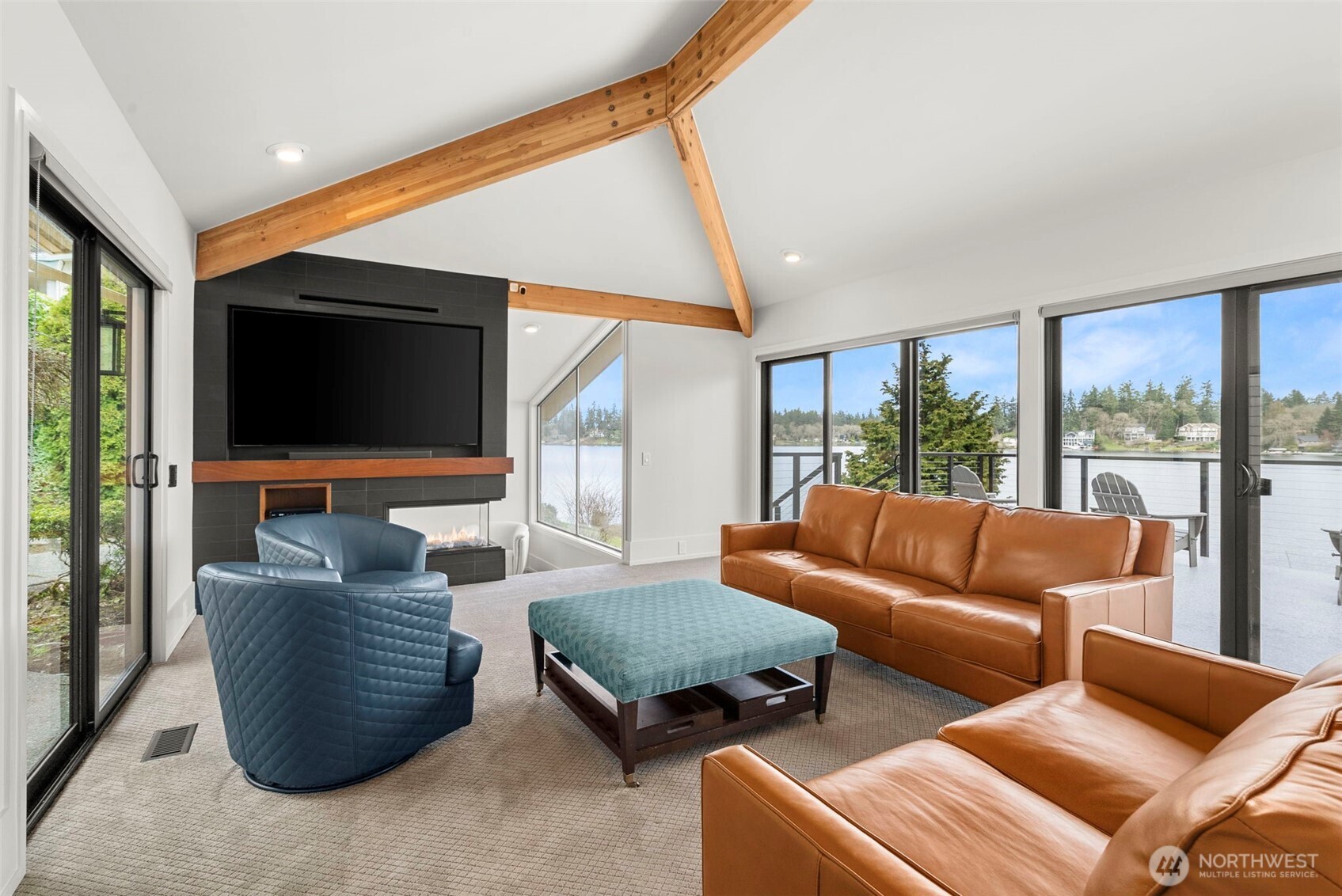 10901 Greendale Drive SW