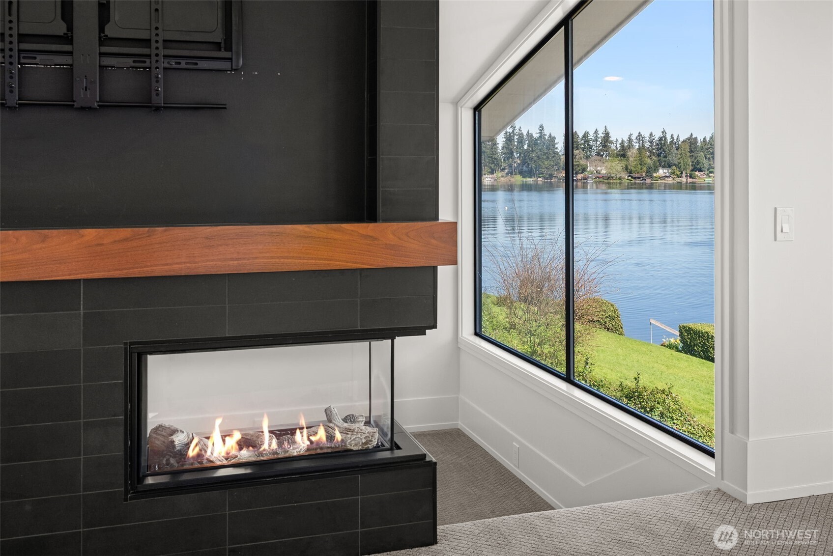 10901 Greendale Drive SW