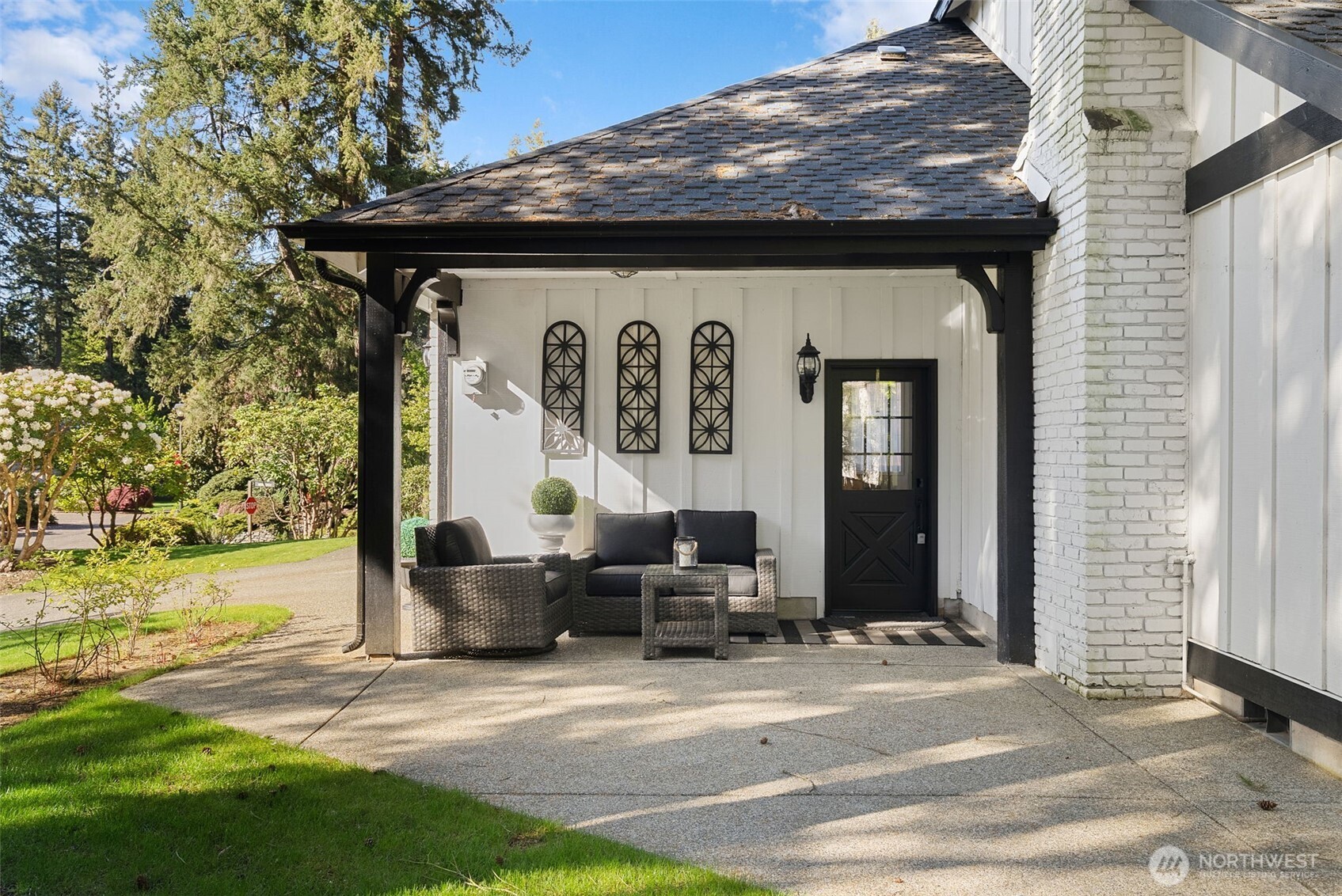 11509 Madera Circle SW