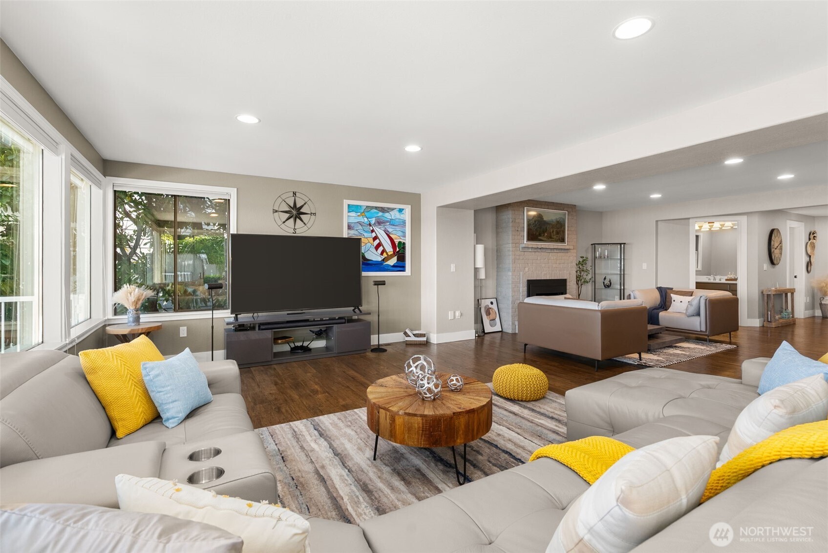 3810 Forest Beach Drive NW