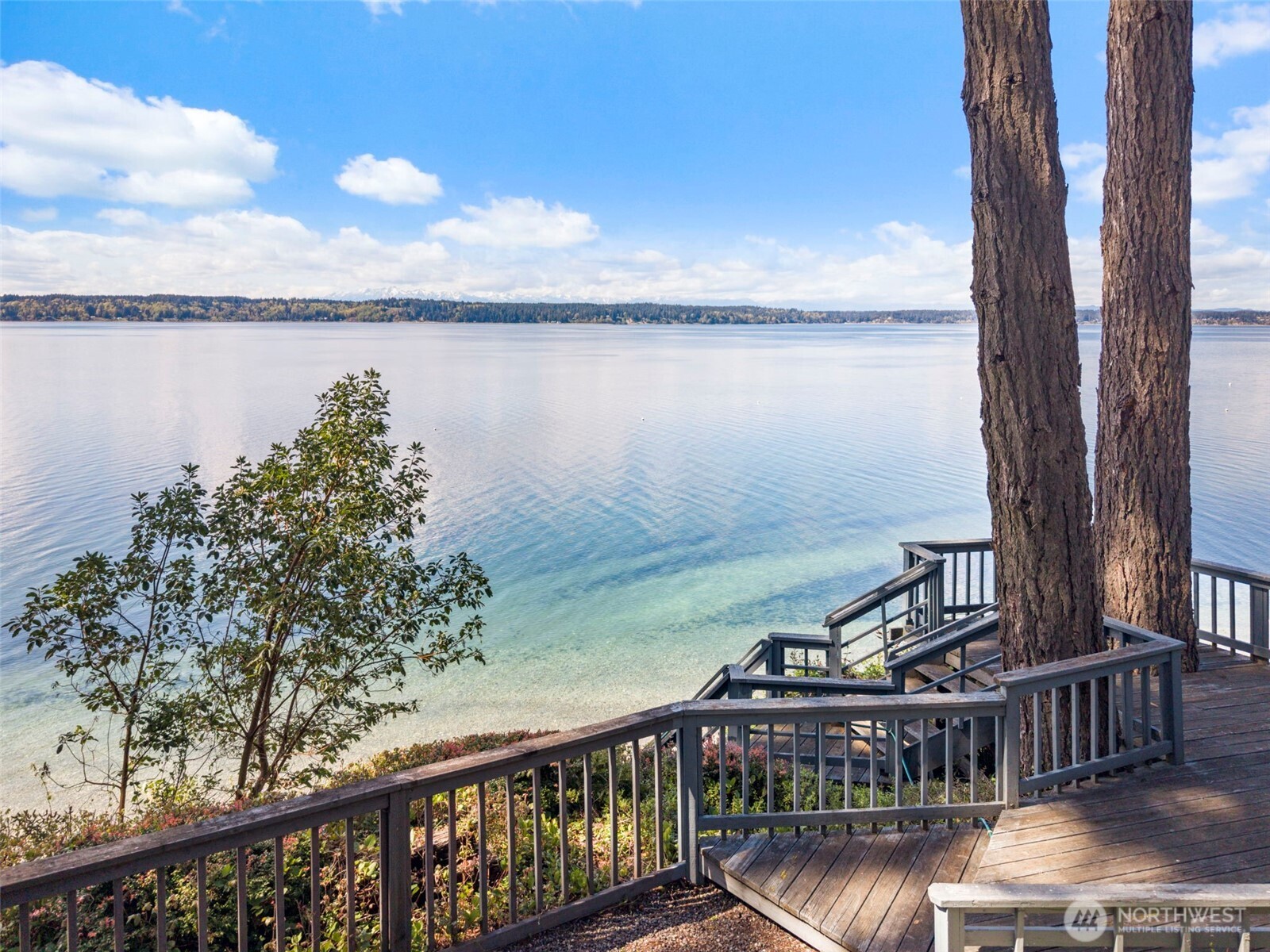 3810 Forest Beach Drive NW