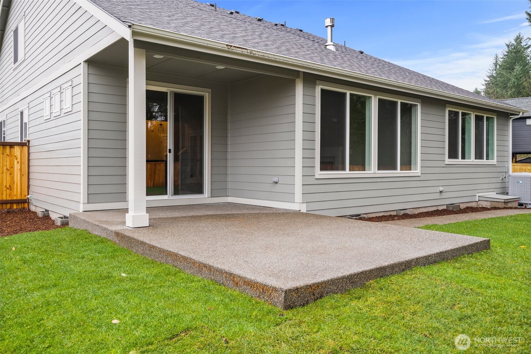 5216 Klahanie Drive NW