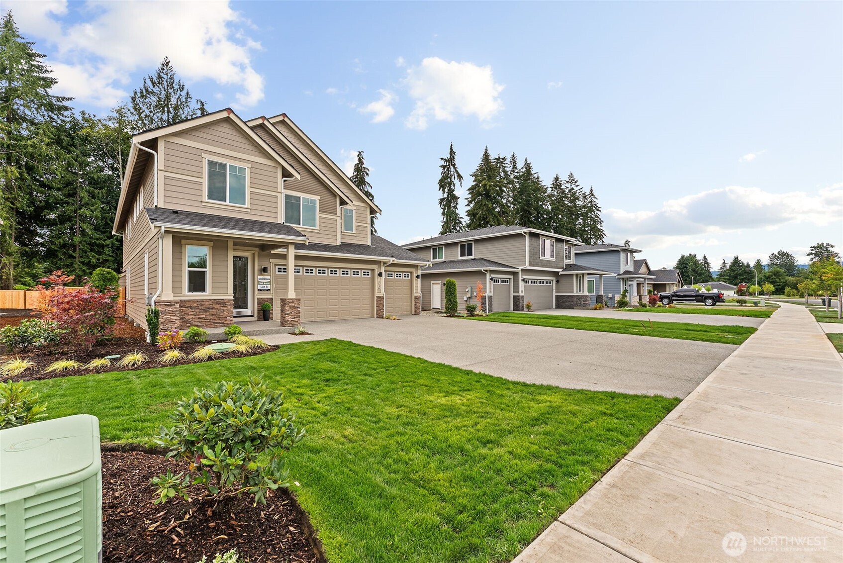 5638 Mimi Street Unit: Lot 8