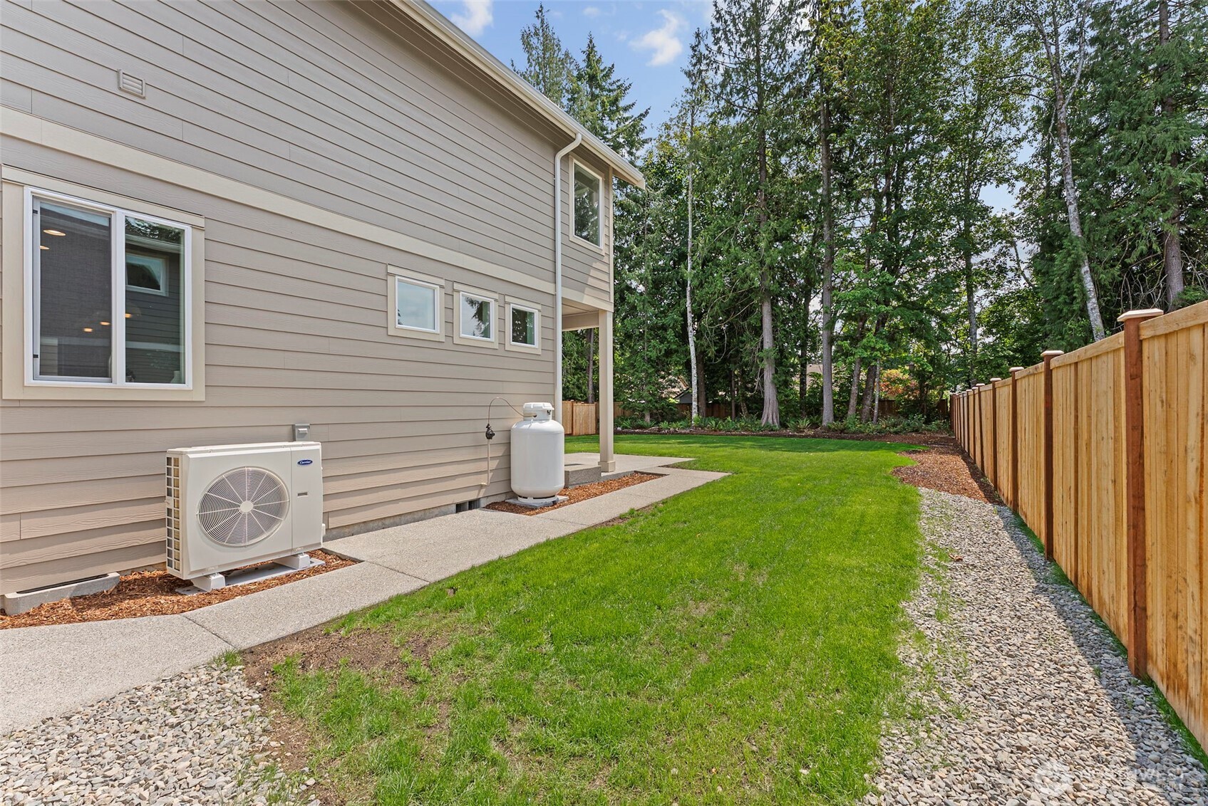 5638 Mimi Street Unit: Lot 8