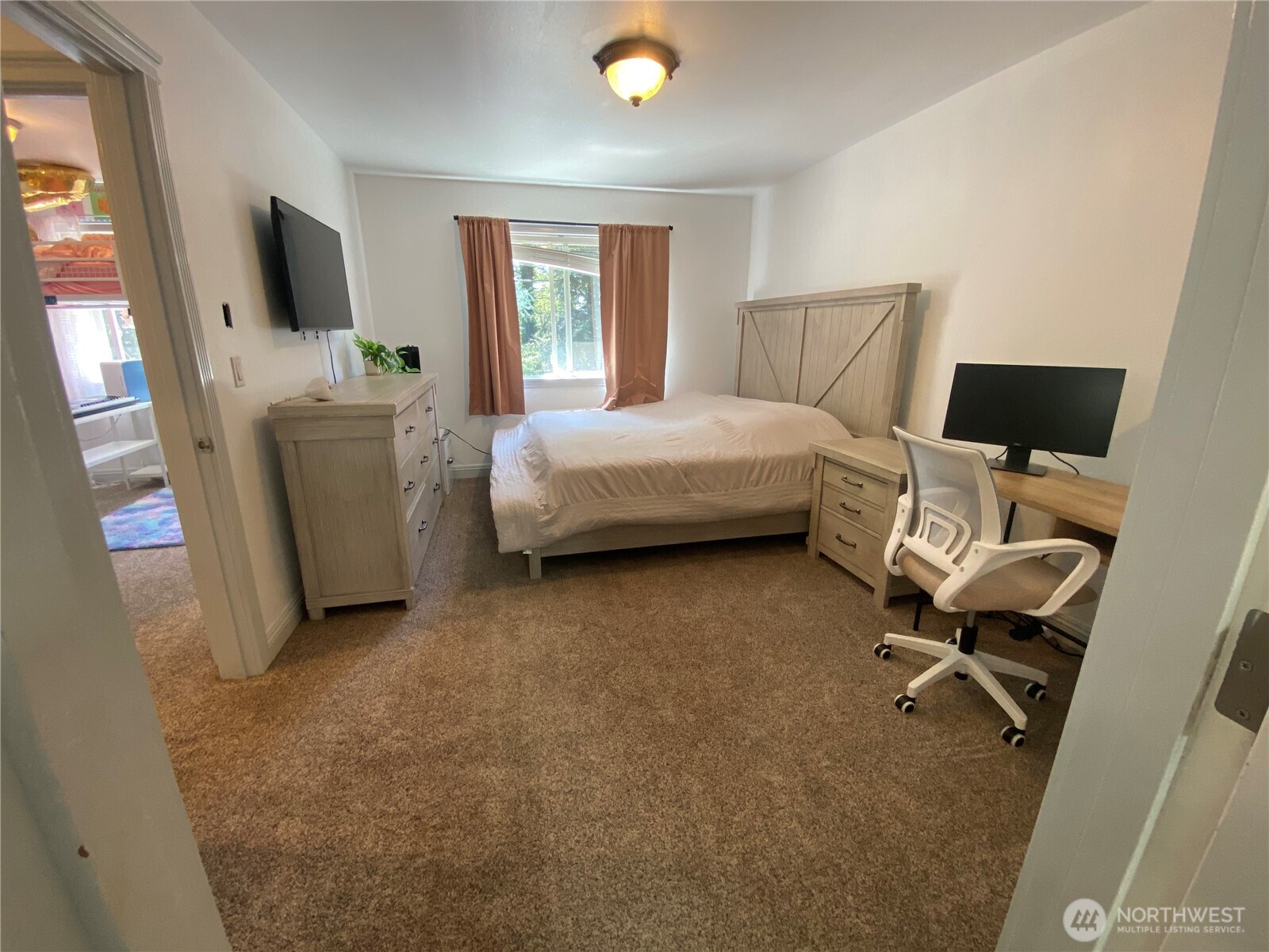 1018 27th Street Ct NW