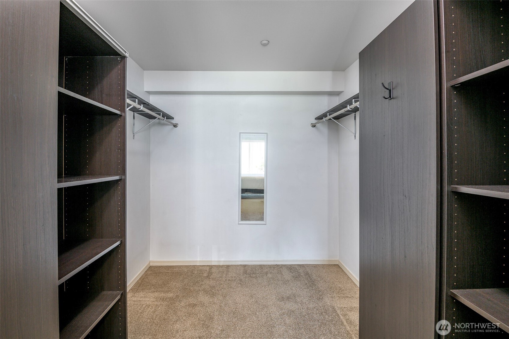 4714 NE Fairwood Boulevard Unit: 905