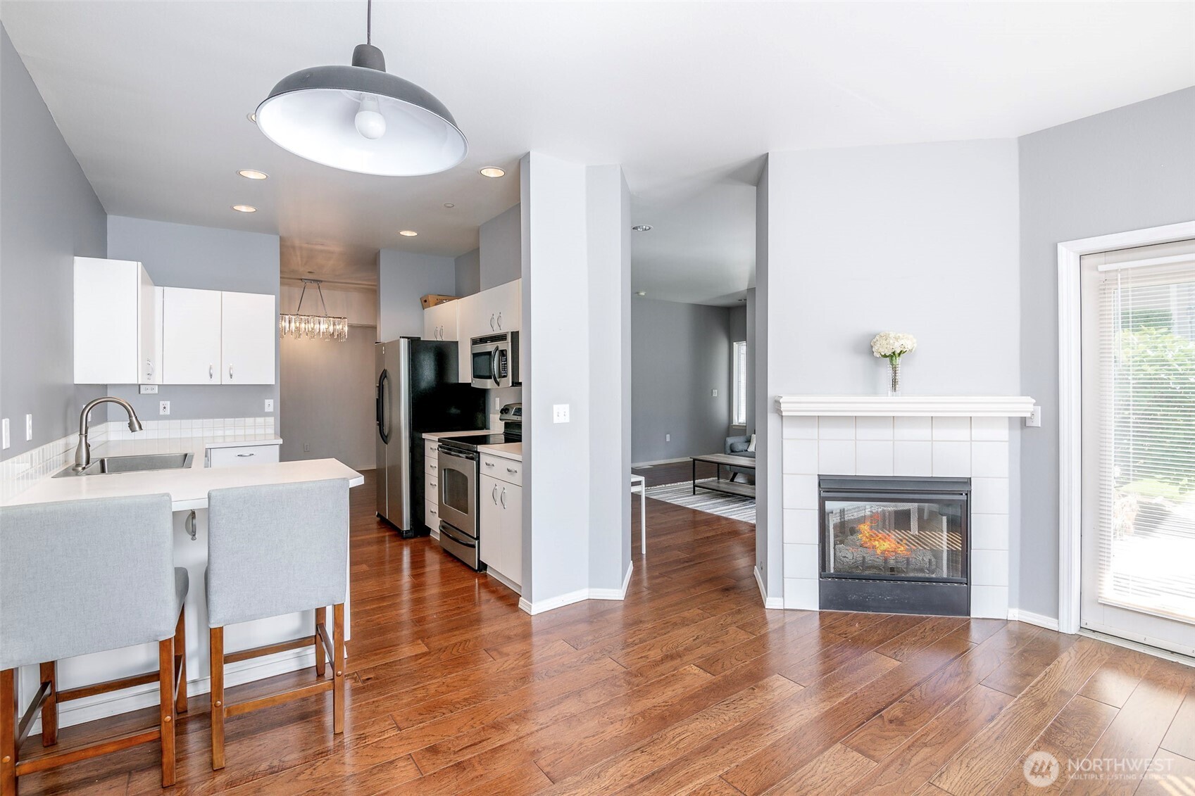 4714 NE Fairwood Boulevard Unit: 905