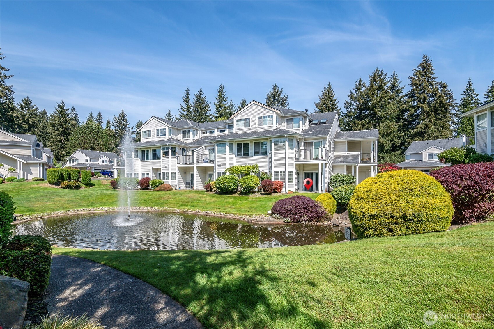 4714 NE Fairwood Boulevard Unit: 905
