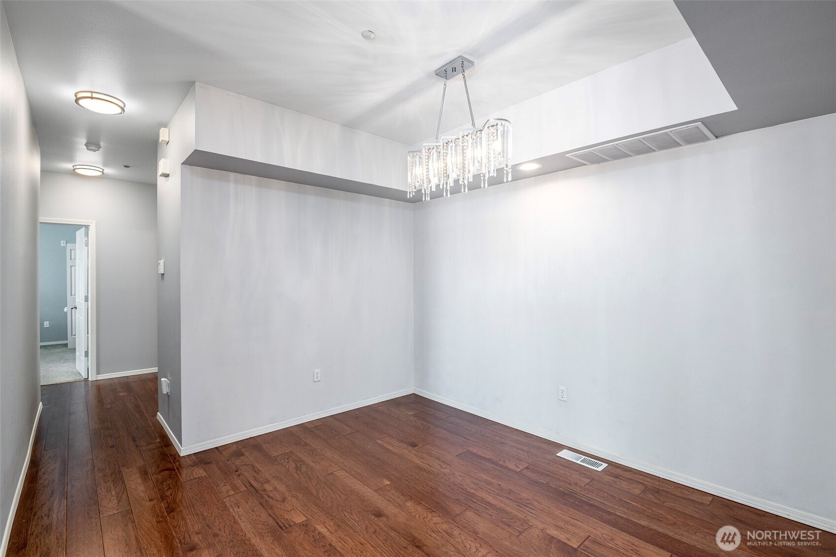 4714 NE Fairwood Boulevard Unit: 905