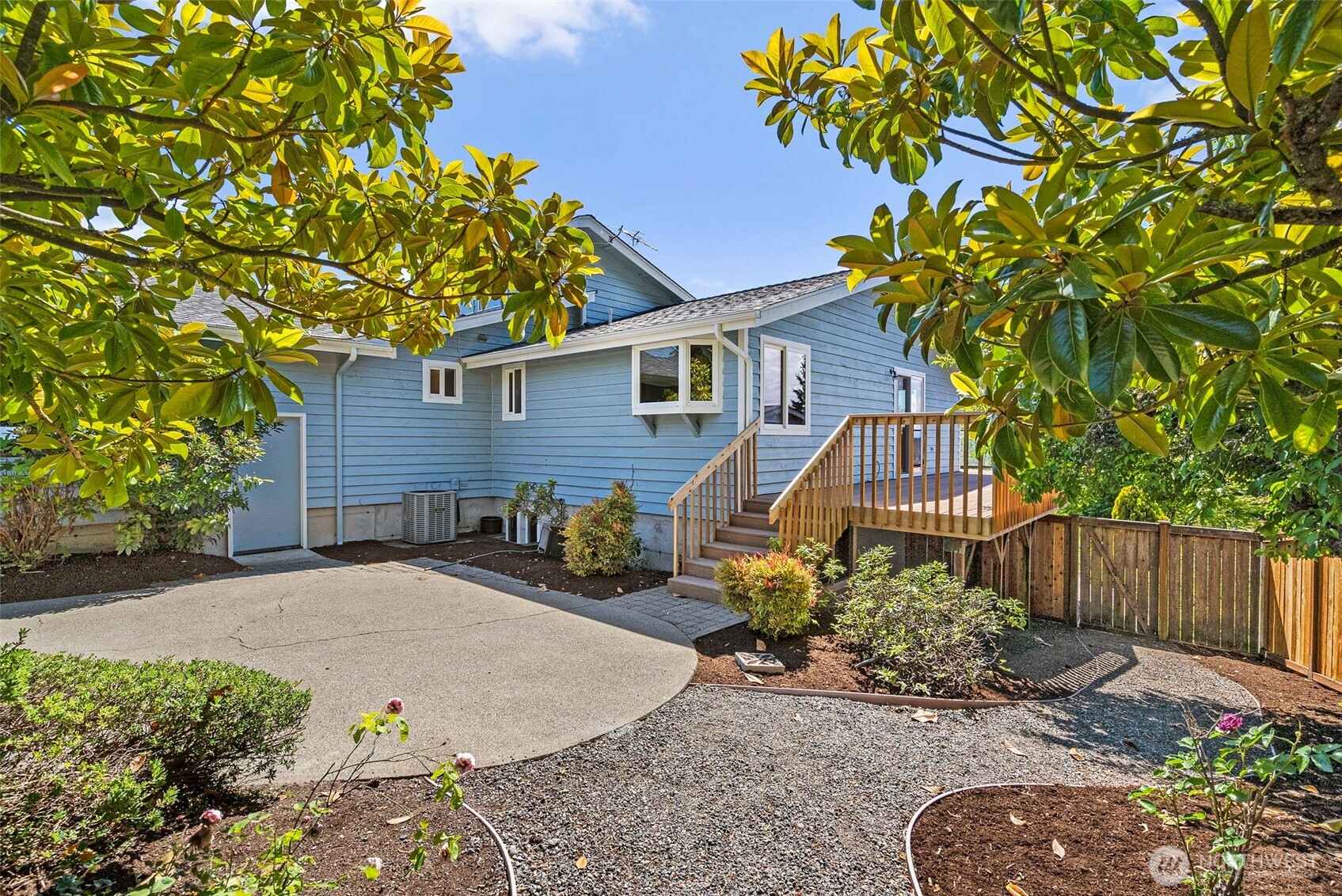 2801 Narrows Place