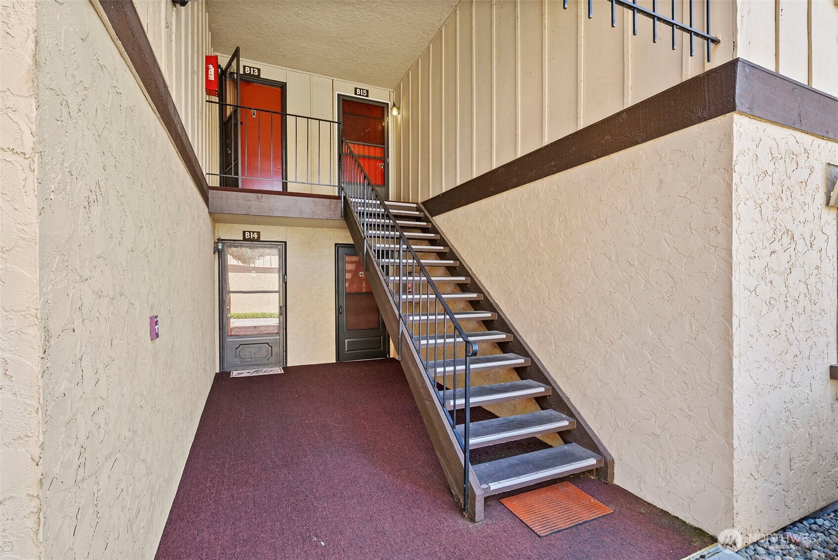 1003 S Pearl Street Unit: B15