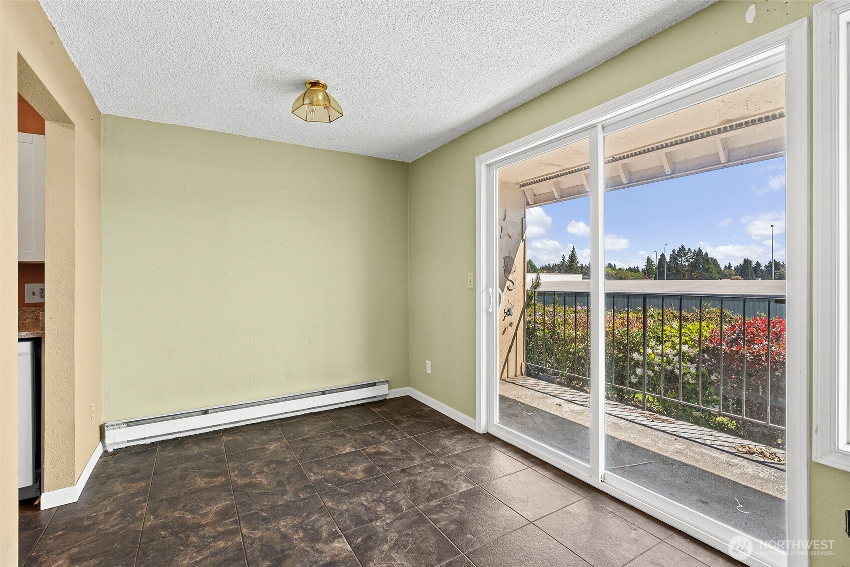 1003 S Pearl Street Unit: B15