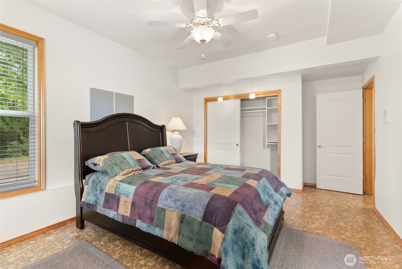 1410 Summit Lake Shore Road NW