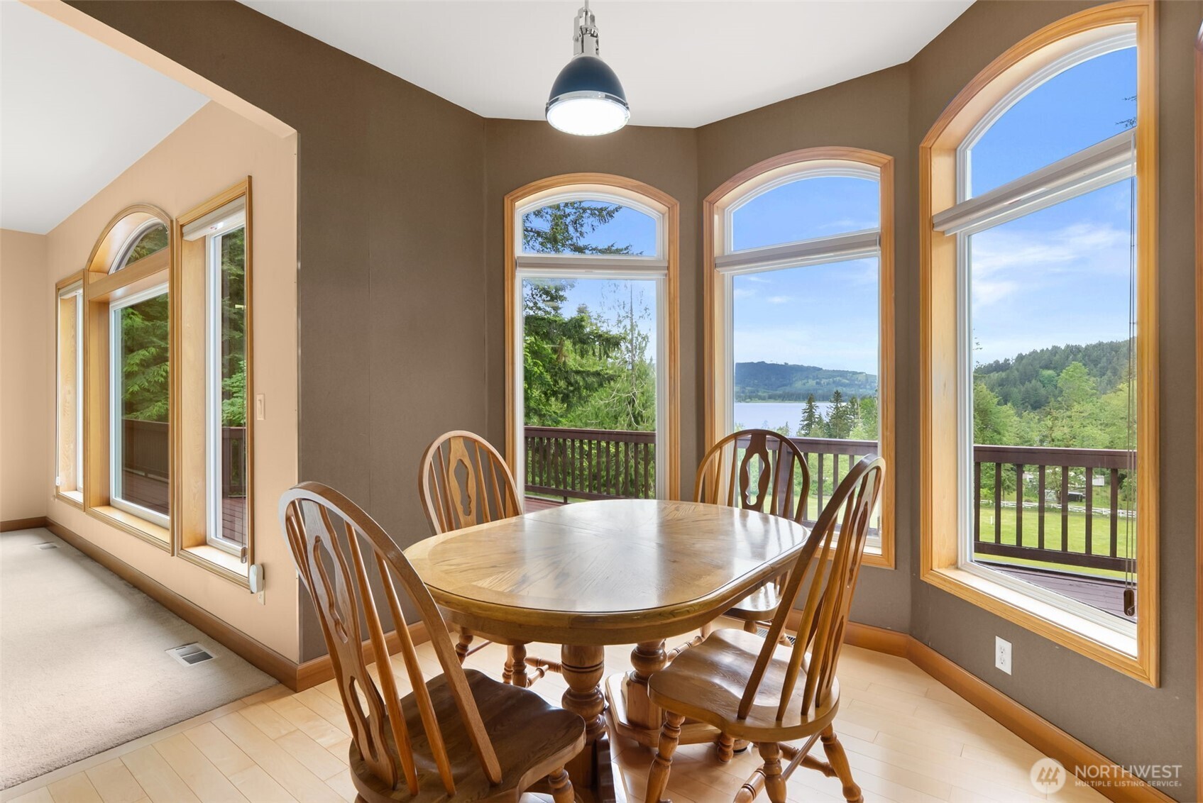 1410 Summit Lake Shore Road NW