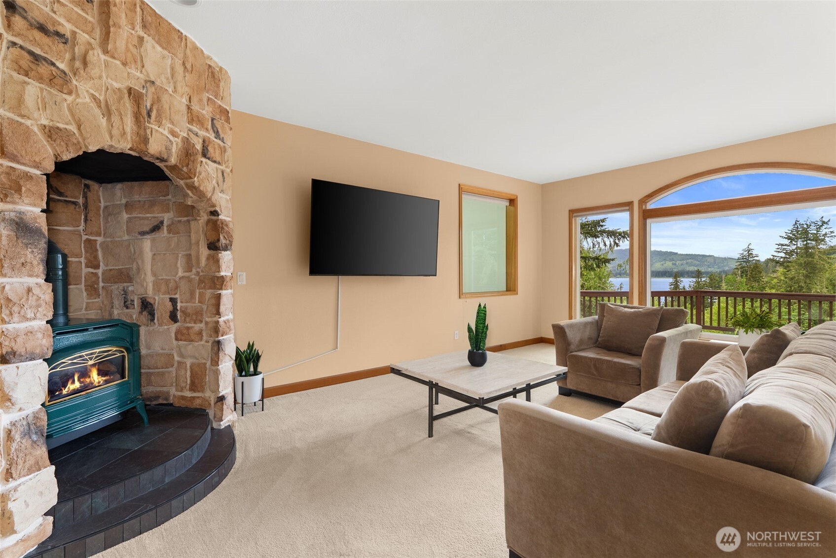 1410 Summit Lake Shore Road NW
