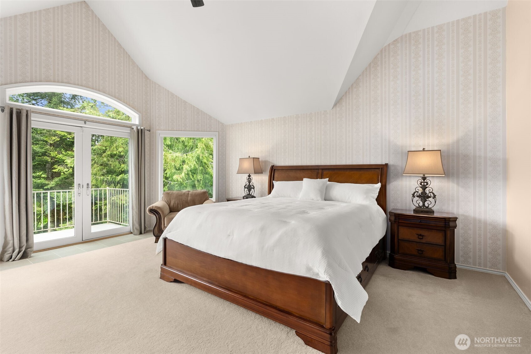 1410 Summit Lake Shore Road NW