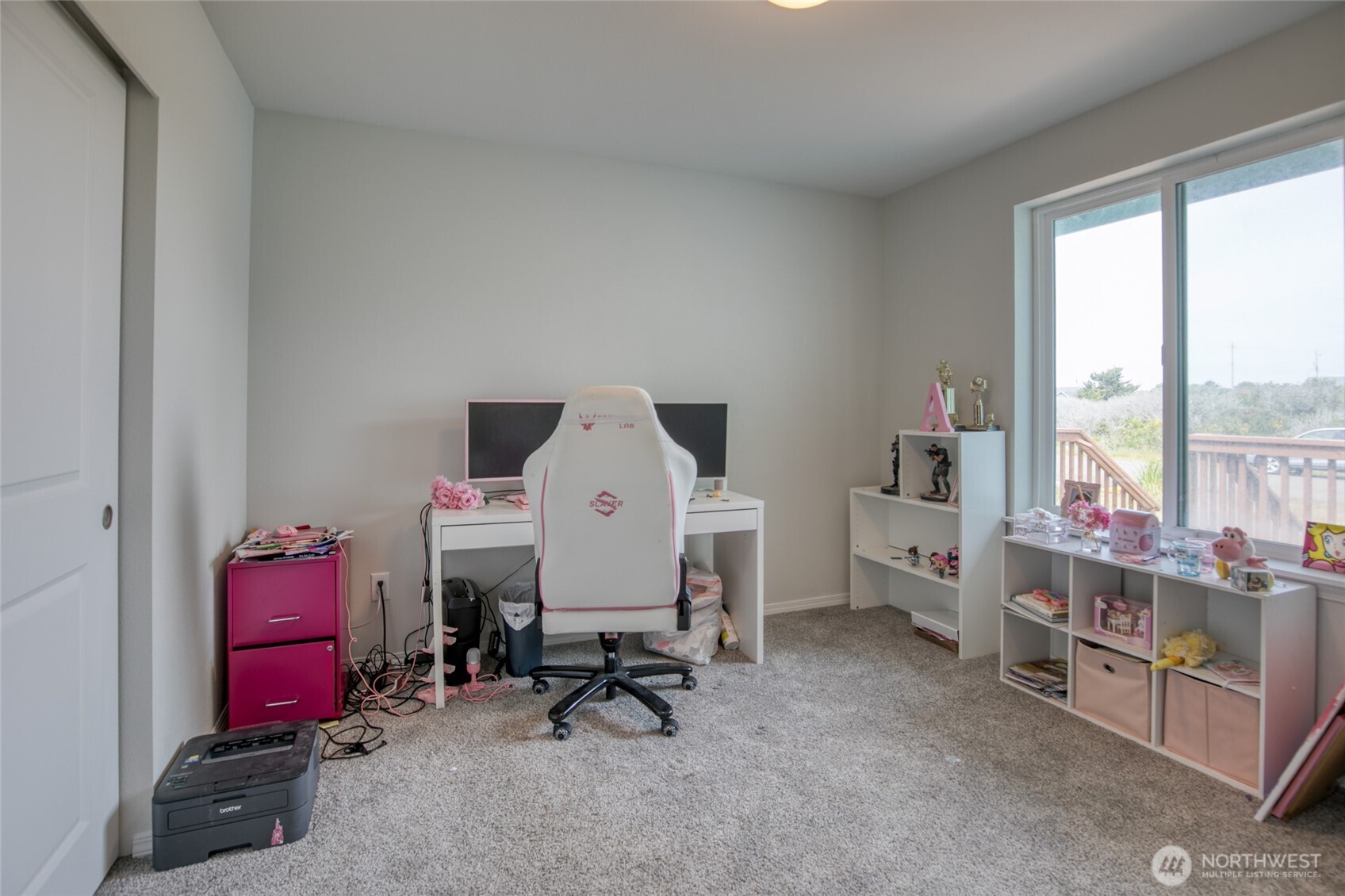 407 N Bel Air Loop SW