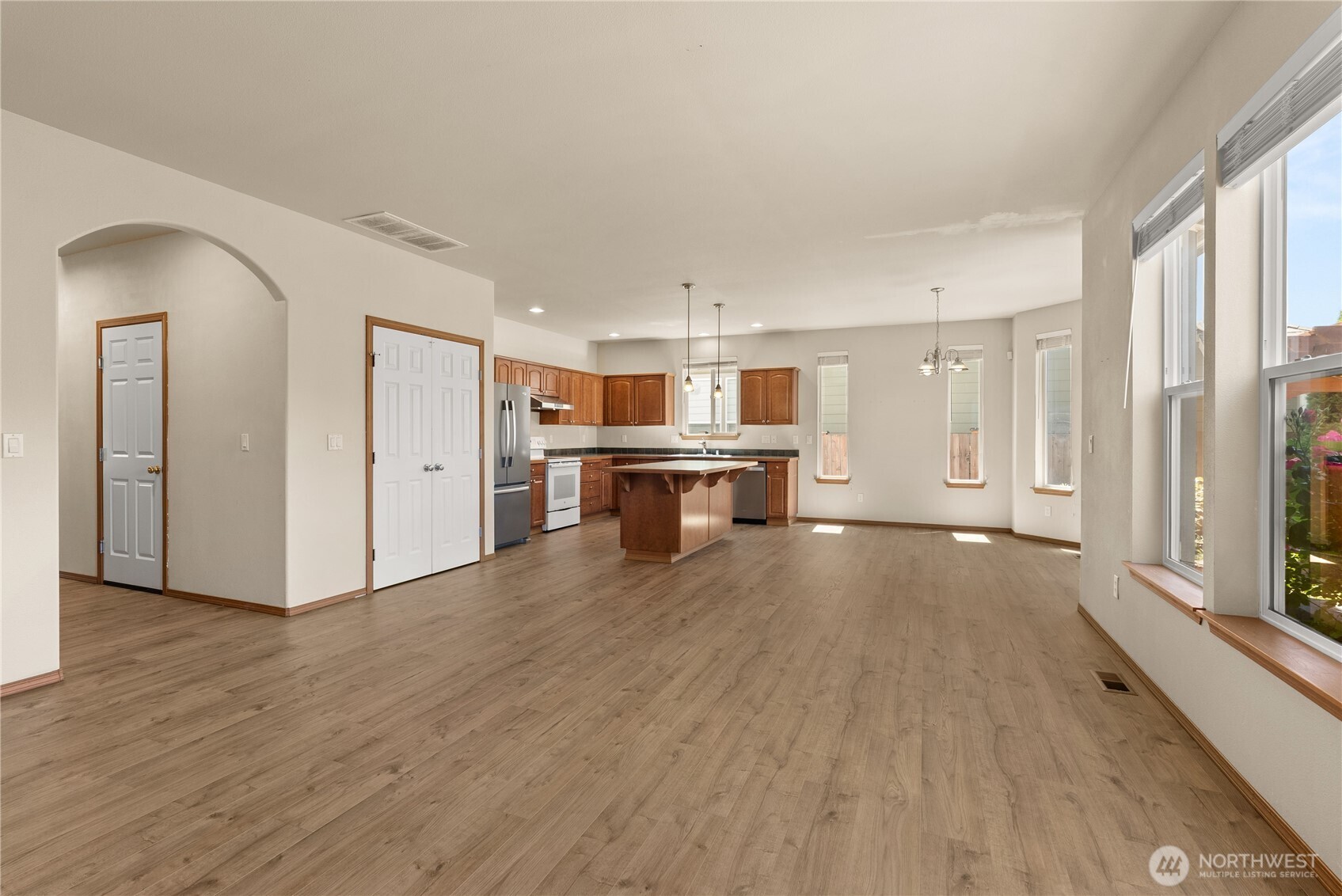 417 Nine Bark Street NW