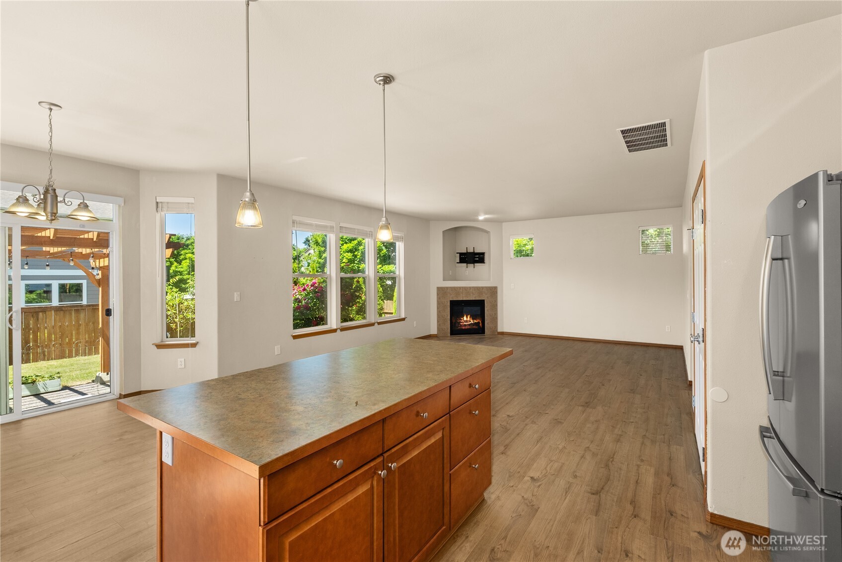 417 Nine Bark Street NW