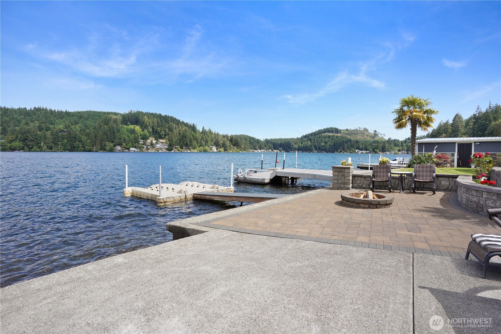 1031 Summit Lake Circle NW